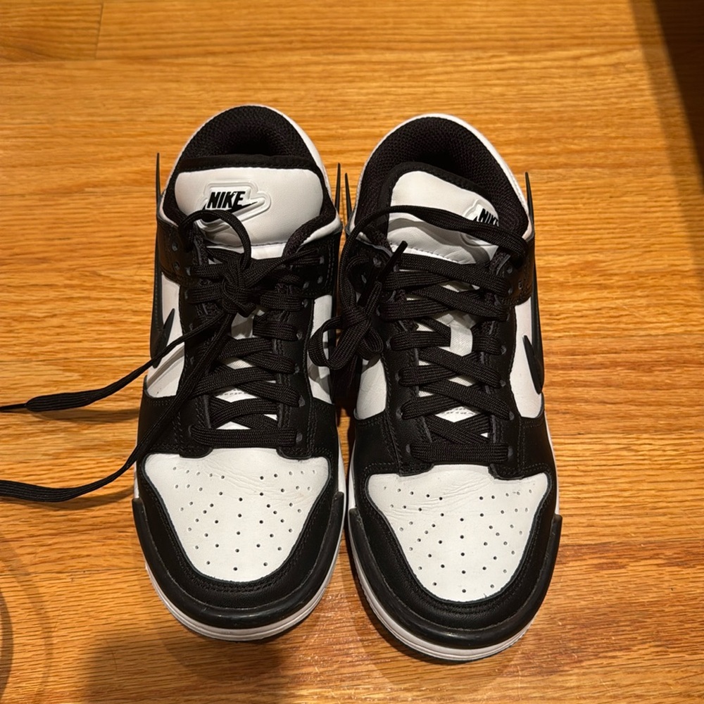 Nike panda dunks size 7.5